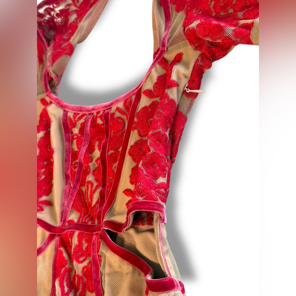 For Love & Lemons NWT Temecula Mini Dress Cutout Red Floral Sz Xs *FLAW - Picture 5 of 11